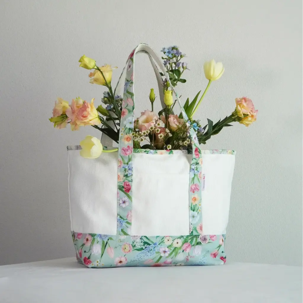 Mint green : Tote Bag