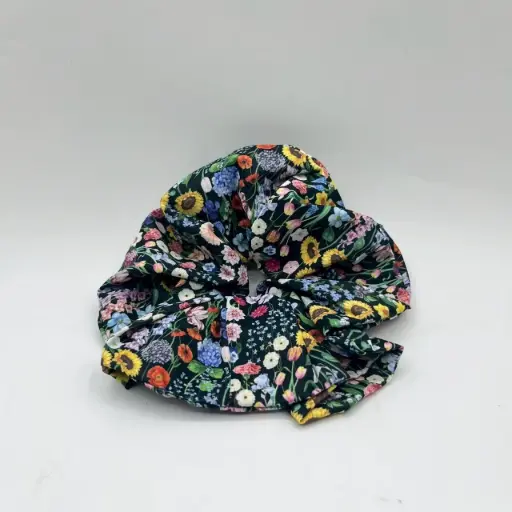 Black Flower Field : Scrunchies